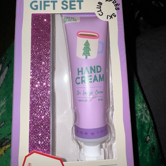 Other - Arete Athene Lavender Hand Cream Gift Set